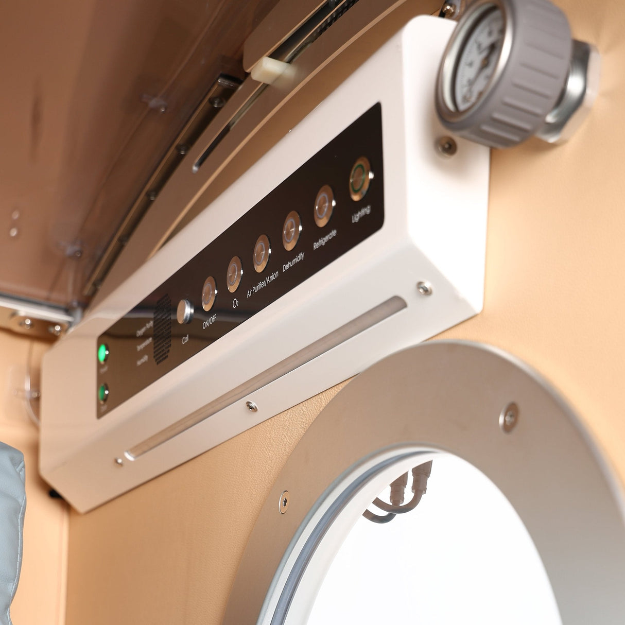 MedEq TimePod 2 | 2.0 ATA Triangular Hard-Shell Monoplace Hyperbaric Chamber
