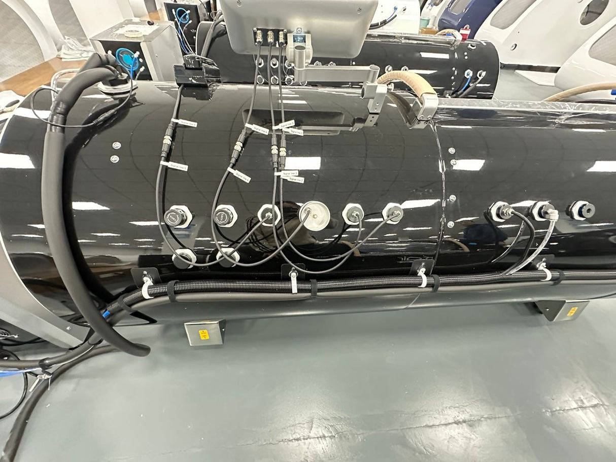 TimeCapsule Vision C750+ | 2.0 ATA Hard-Shell Monoplane Hyperbaric Oxygen Chamber