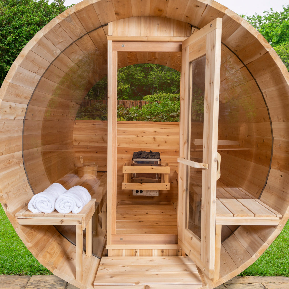 Dundalk Leisurecraft Canadian Timber 4-Person Serenity MP Barrel Sauna | CTC2245MP